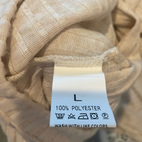 Beige Ribbed Soft Sleeveless Top 2 Piece - Picture 8 of 8